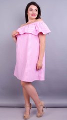 Un vestido de moda con un trazo es talla grande. Pink Cage.485131579 485131579 photo