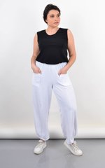 Los pantalones para mujeres de verano son de talla grande. Blanco.485141779 485141779 photo